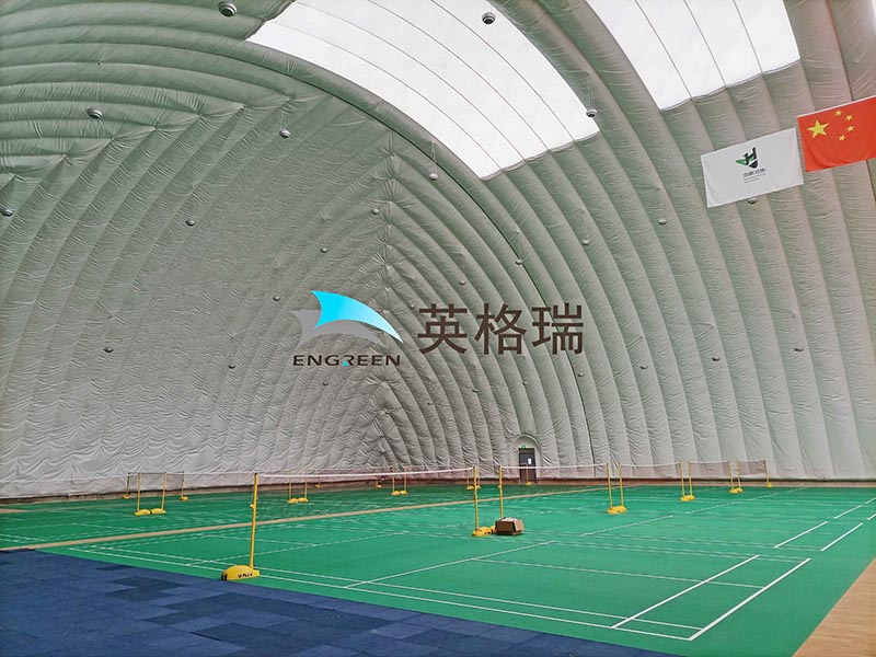 在建筑中廣泛使用的膜材料有什么特性？